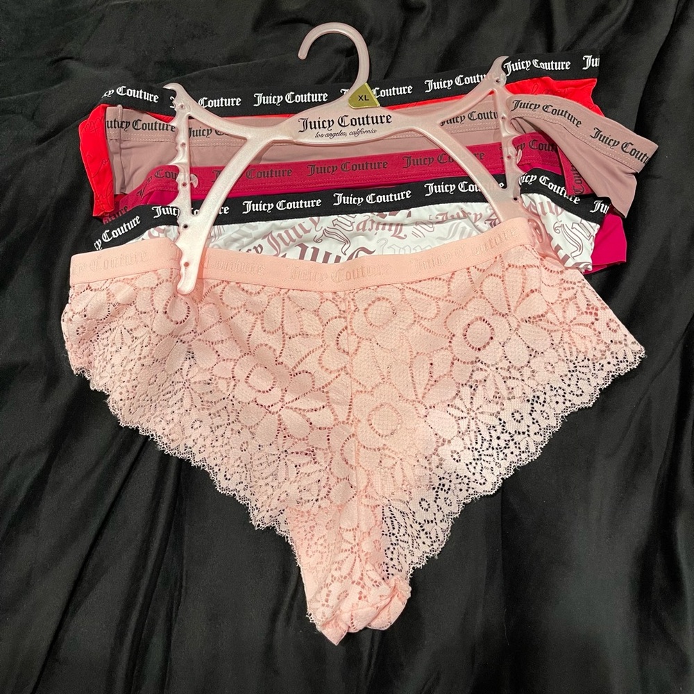 Set of 5 mixed Juicy Couture panties